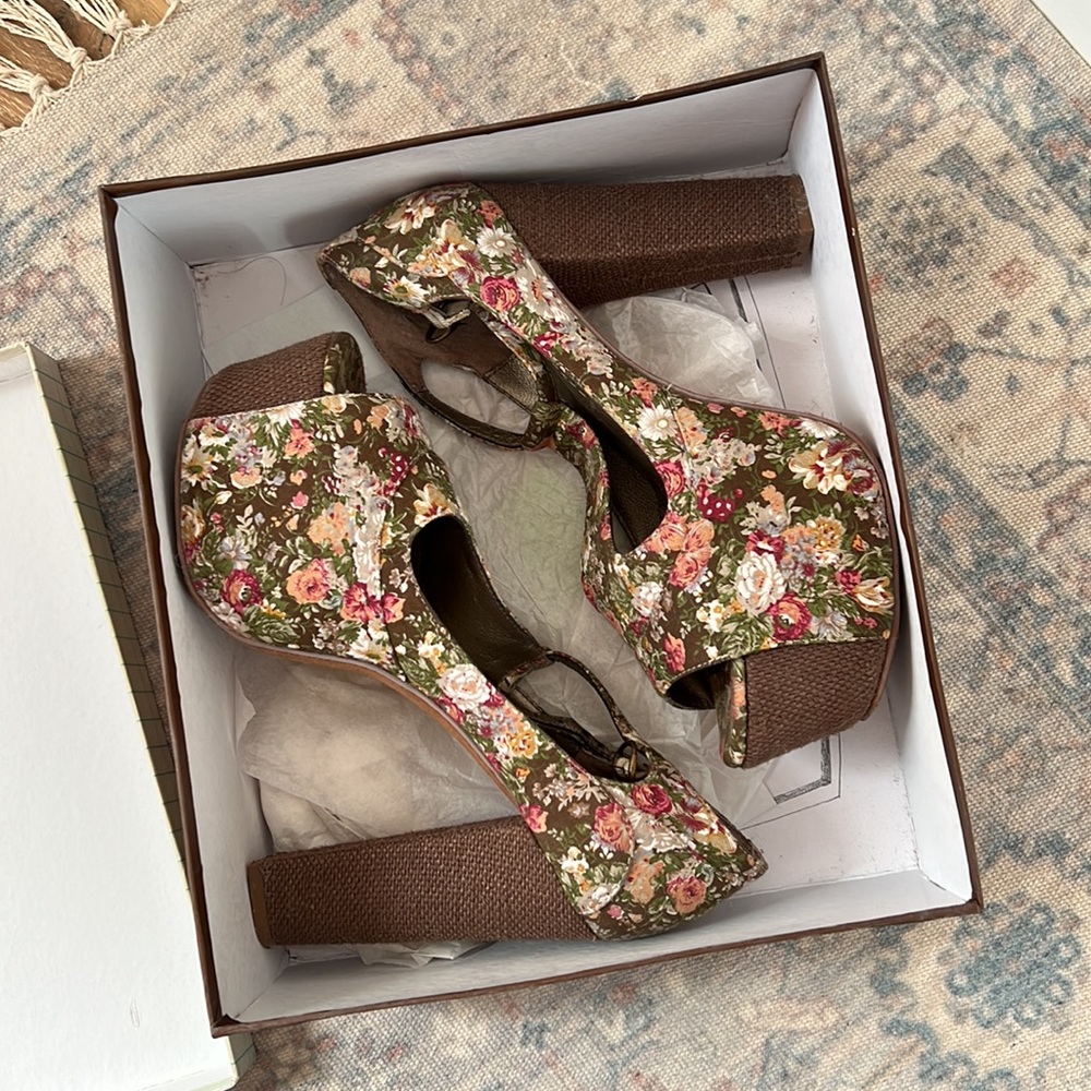 Jeffrey Campbell Foxy Platforms